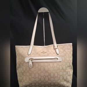 Coach Taylor Signature Jacquard Tote Purse 37229 Light Khaki Chalk